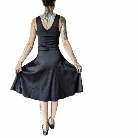 Folter Black Widow Spider Spiderweb Dress Halloween Retro Goth RARE - Picture 4 of 15